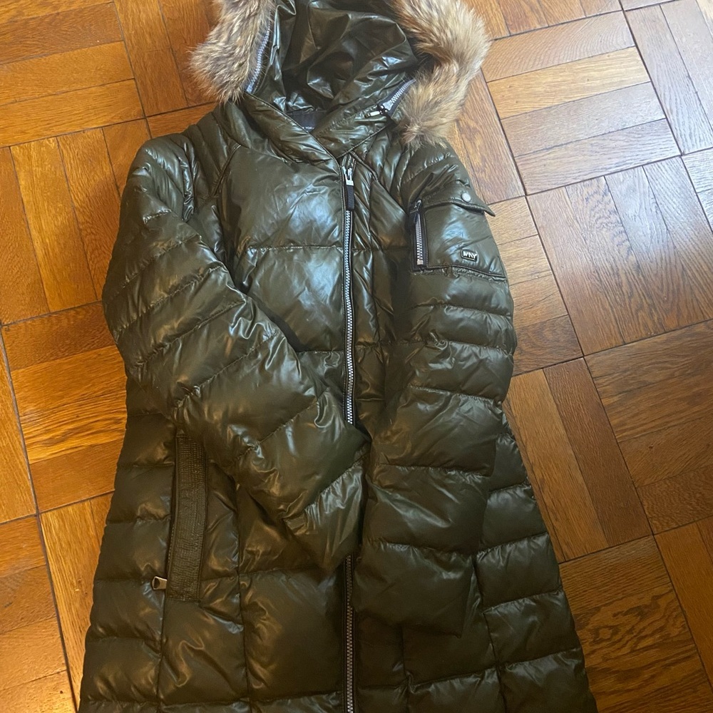 NWT ANDREW MARC DOWN COAT W/ COYOTE FUR HOOD